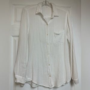 White gauze tunic top by Felicite’ size 4